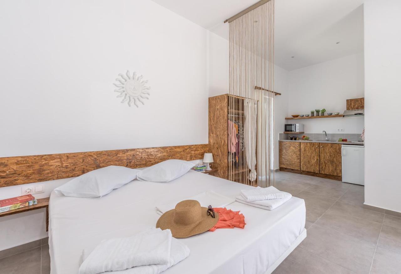 Plakes Sea View Apartment Plaka (Milos) ภายนอก รูปภาพ